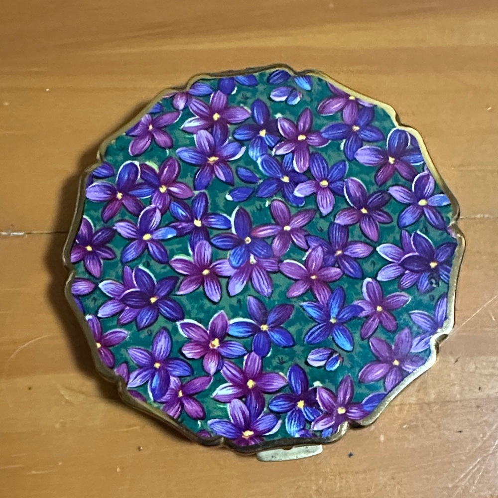 Vintage Stratton of England Floral Compact with Purple Flowers